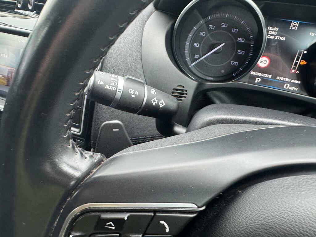 Jaguar XE Xe R-sport D Grey #18