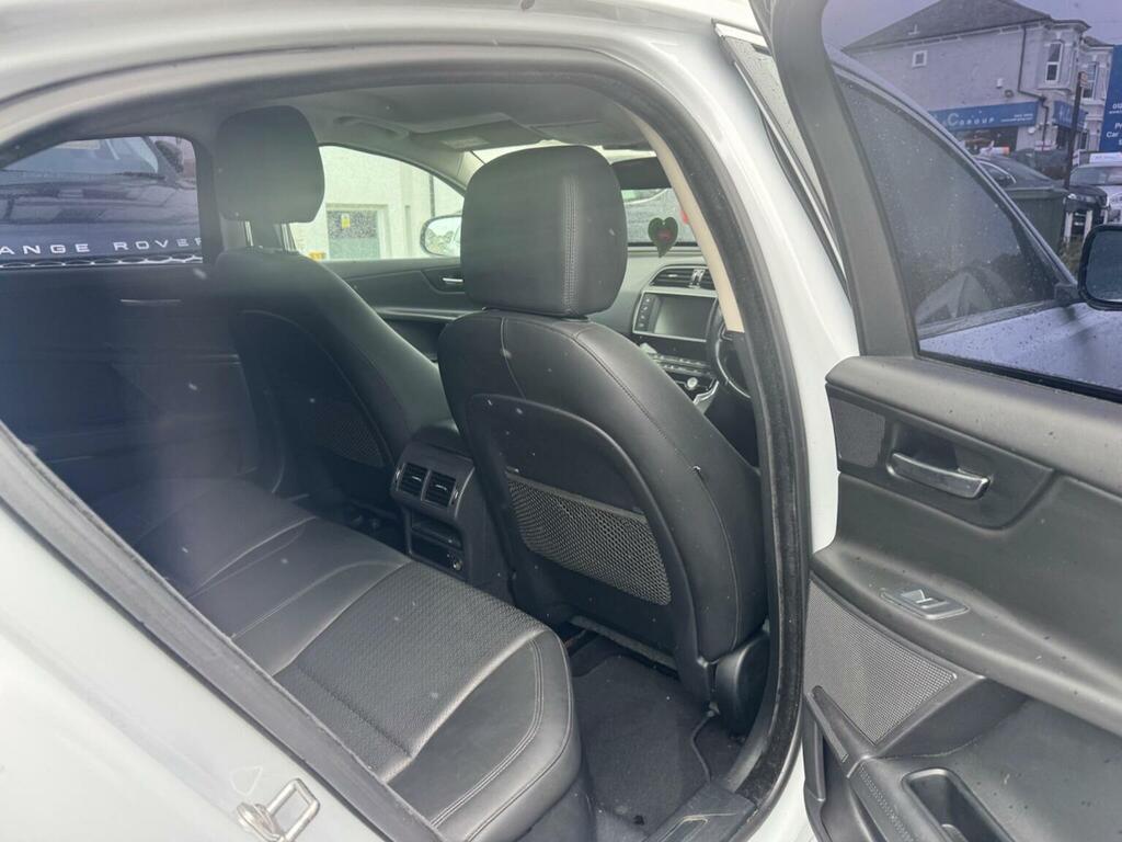 Jaguar XE Xe R-sport D Grey #13