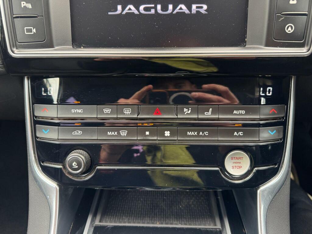 Jaguar XE Xe R-sport D Grey #61