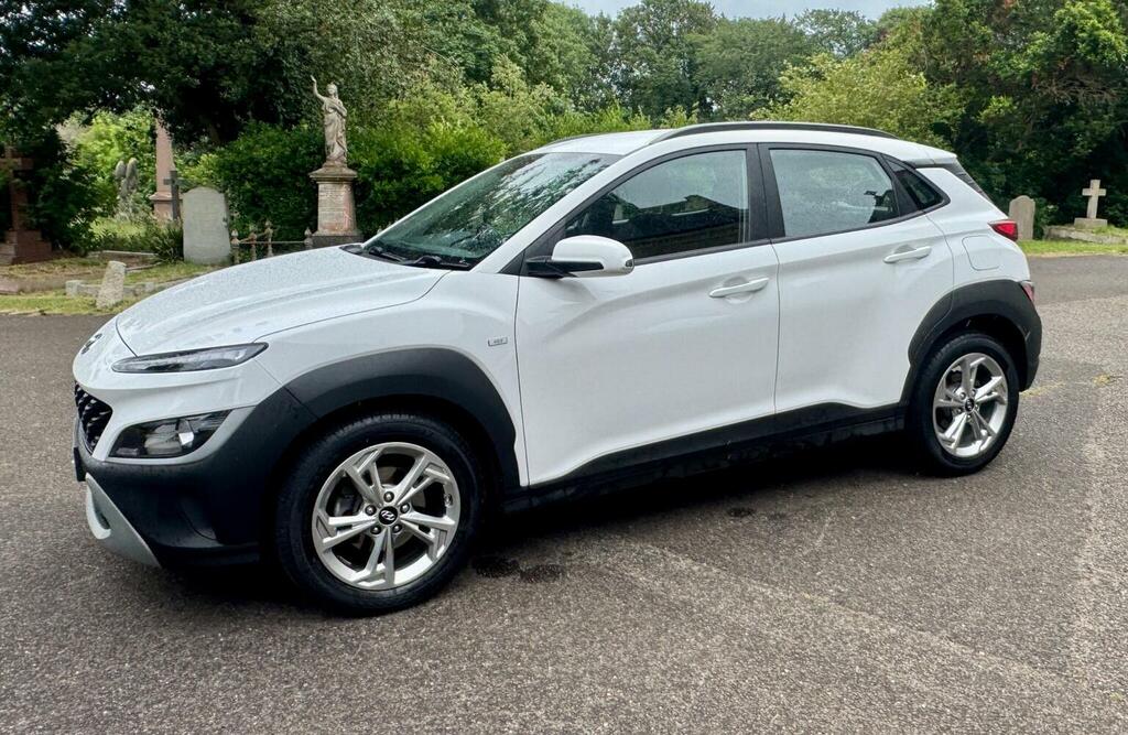 Hyundai Kona Suv 1.0 T-gdi Mhev Se Connect Euro 6 Ss 20 White #3