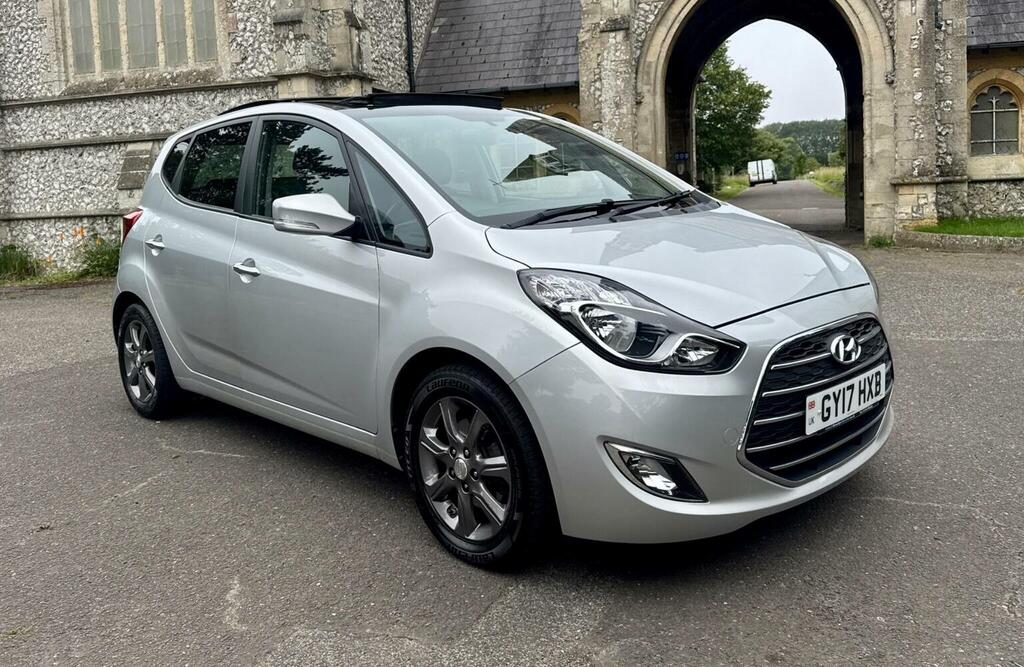 Hyundai Ix20 Hatchback 1.6 Premium Nav Euro 6 201717 Silver #6