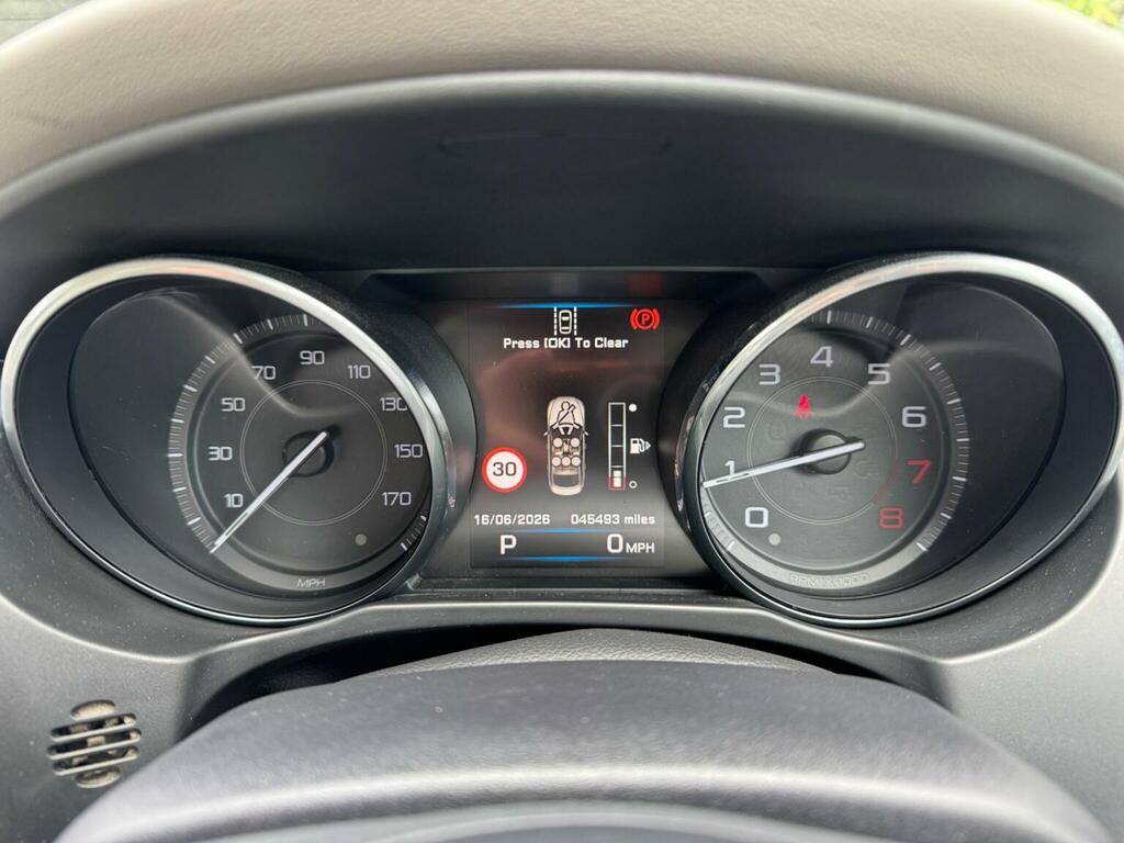 Jaguar XE 2.0D Se Euro 6 Ss White #159