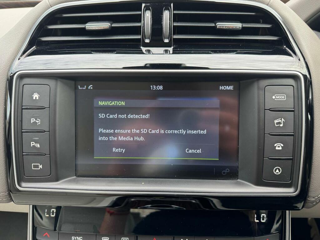 Jaguar XE 2.0D Se Euro 6 Ss White #150