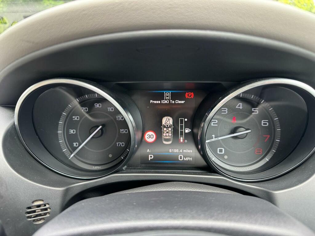 Jaguar XE 2.0D Se Euro 6 Ss White #69