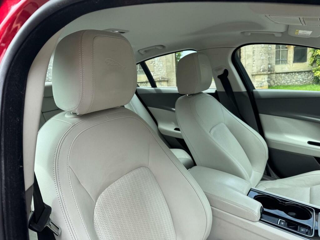 Jaguar XE 2.0D Se Euro 6 Ss White #24