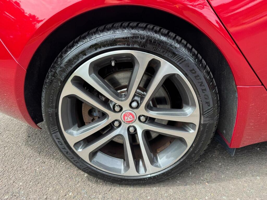 Jaguar XE 2.0D Se Euro 6 Ss White #136