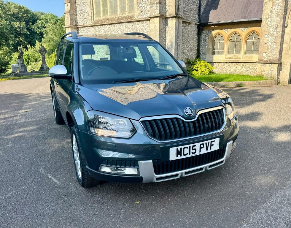 Skoda Yeti Suv 1.2 Tsi Se Outdoor Dsg Euro 6 Ss 2015 Grey #4