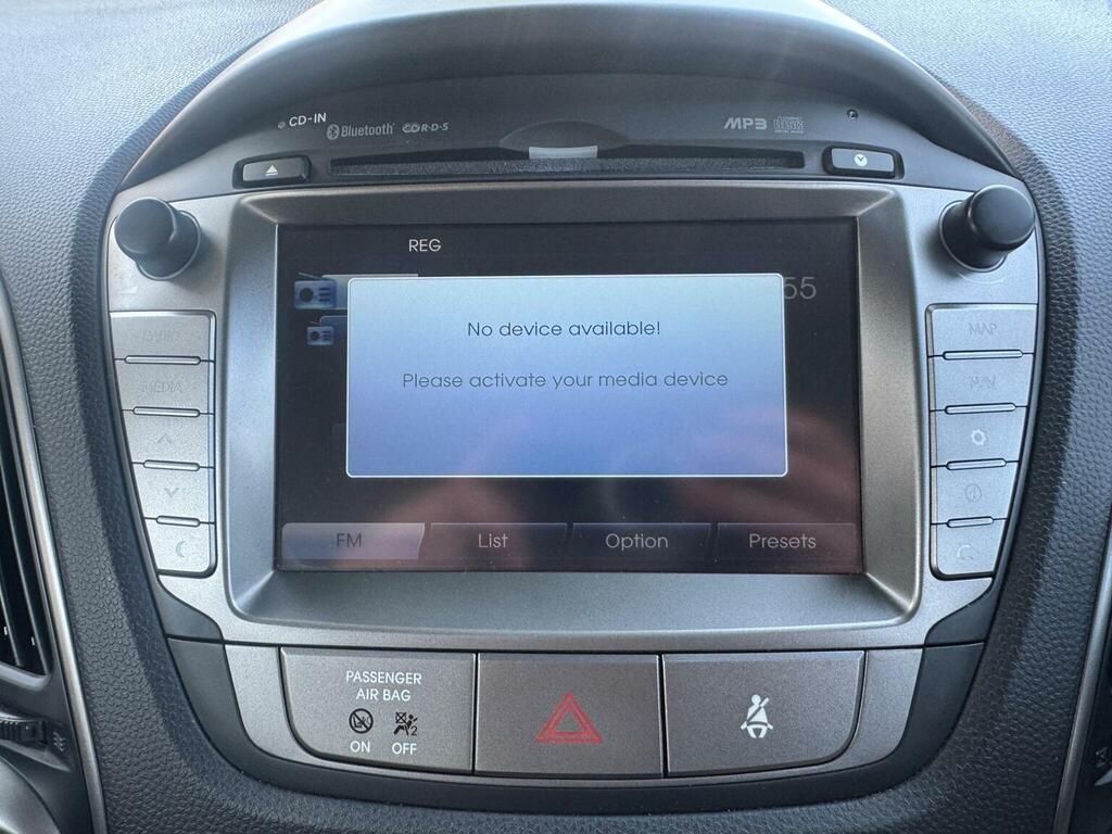 Hyundai Ix35 2.0 Crdi Se 4Wd Euro 5 White #18