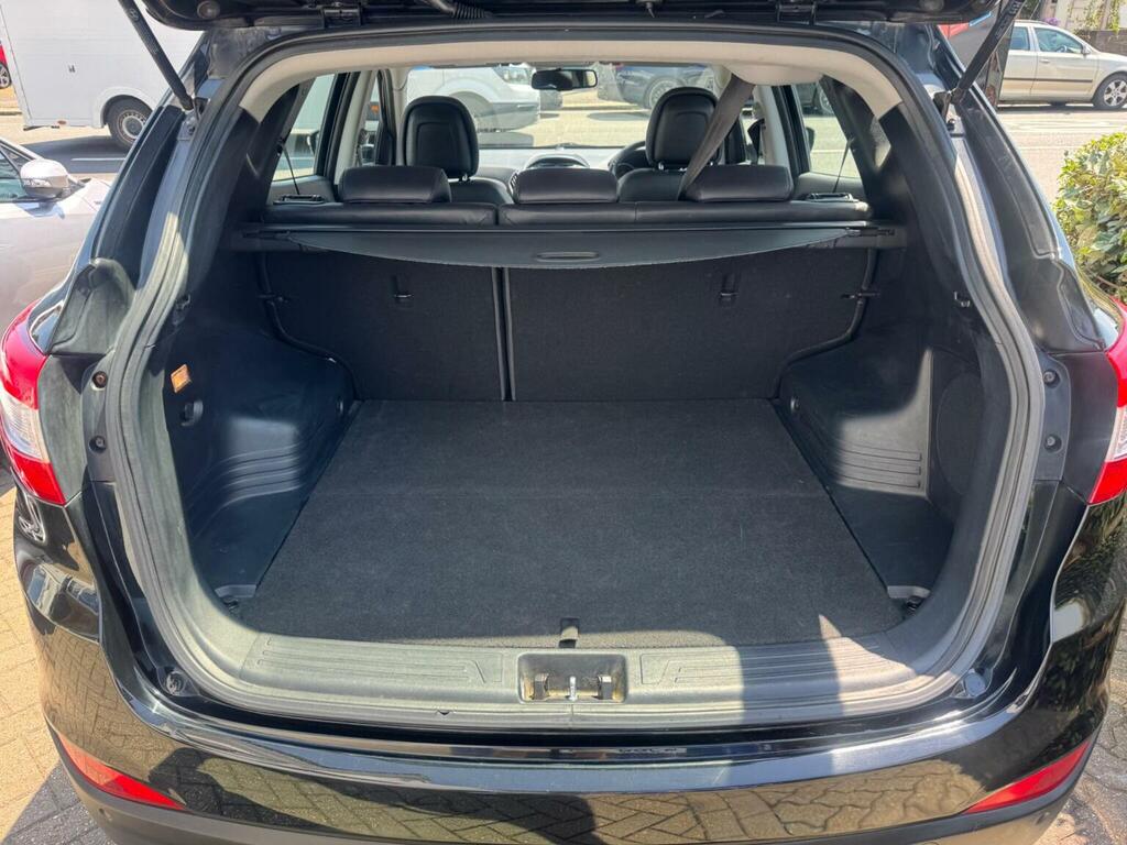 Hyundai Ix35 2.0 Crdi Se 4Wd Euro 5 White #26