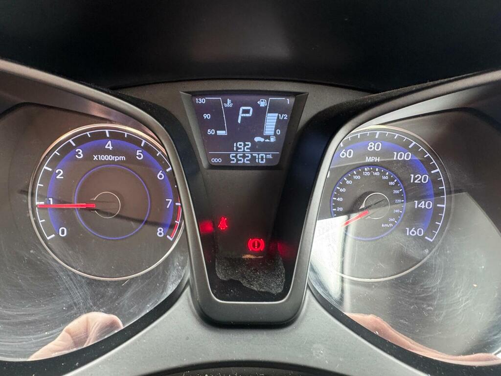 Hyundai Ix20 Active White #18