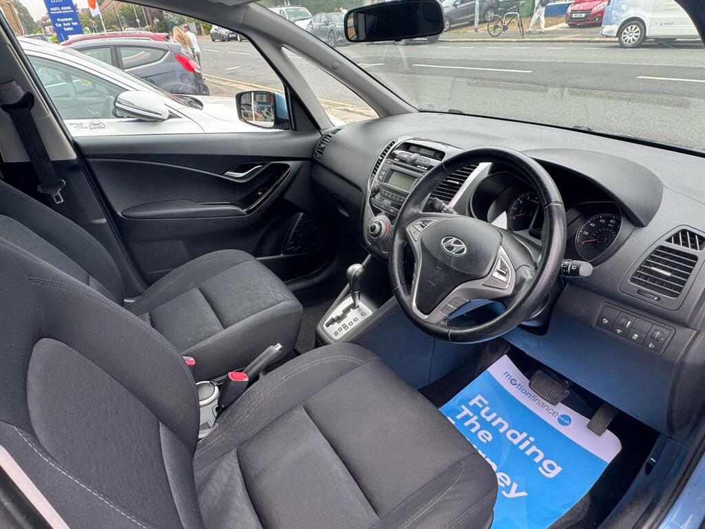Hyundai Ix20 Active White #7