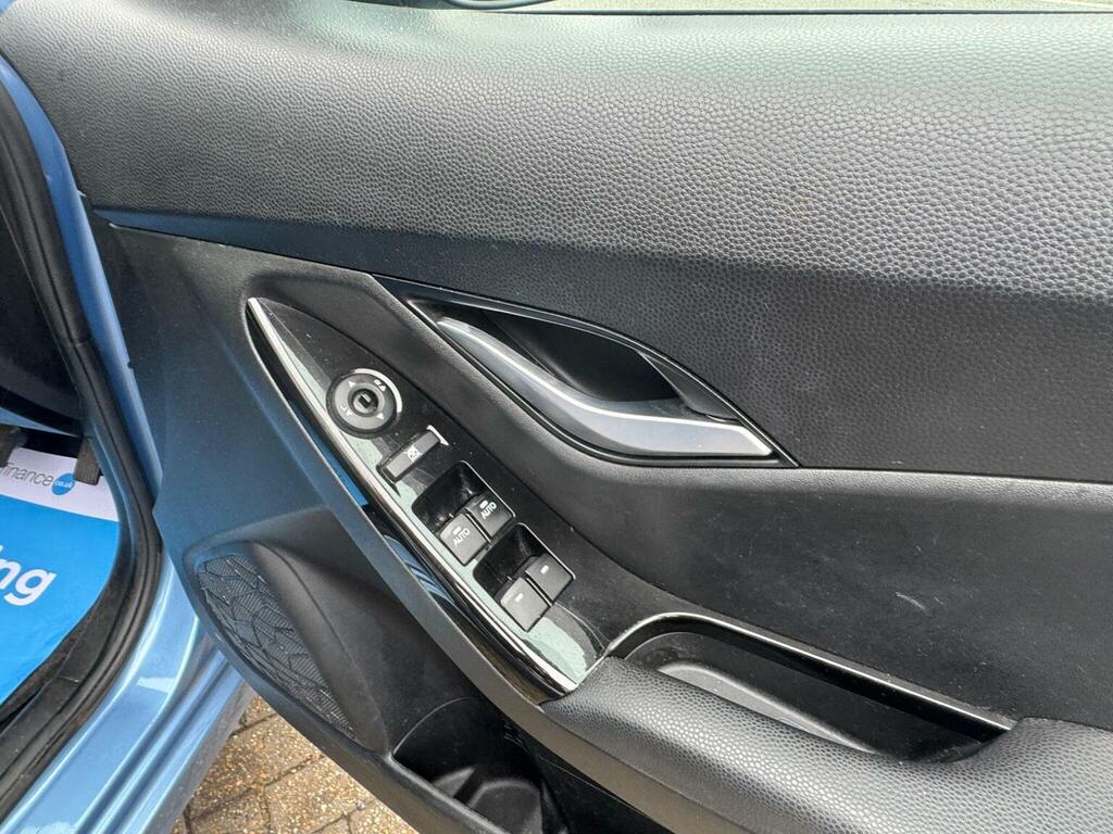 Hyundai Ix20 Active White #14