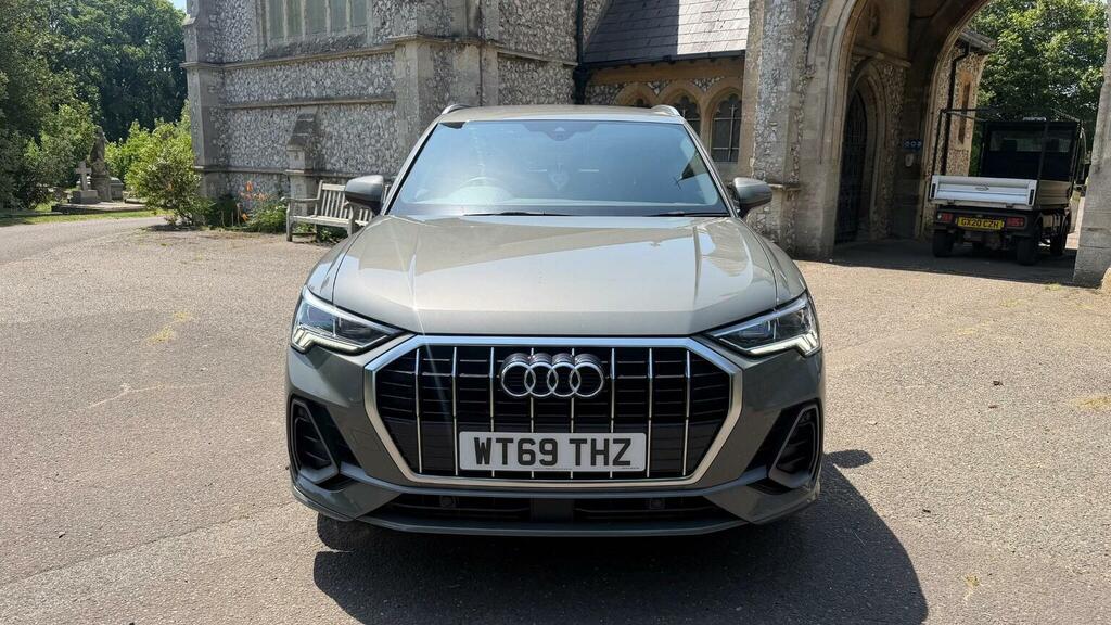 Audi Q3 Suv 1.5 Tfsi Cod 35 S Line Euro 6 Ss 2019 Grey