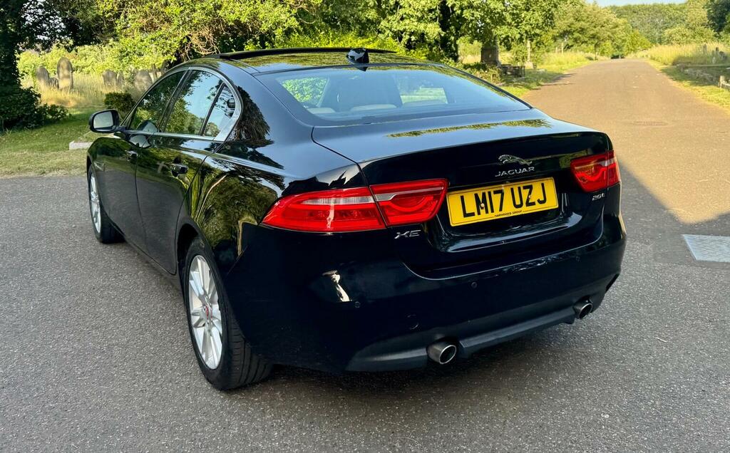 Jaguar XE Saloon 2.0I Prestige Euro 6 Ss 20171 Black #3