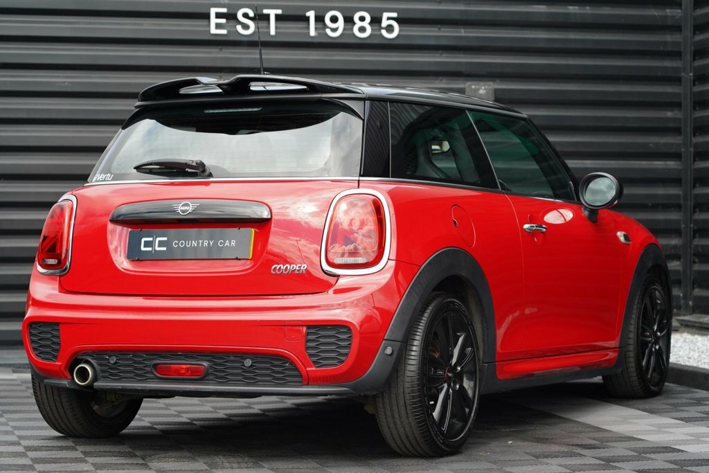 Mini Hatch 1.5 Cooper Sport Steptronic Euro 6 Ss NY19KHW Red #4