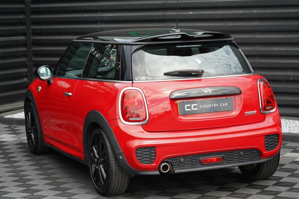 Mini Hatch 1.5 Cooper Sport Steptronic Euro 6 Ss NY19KHW Red #5