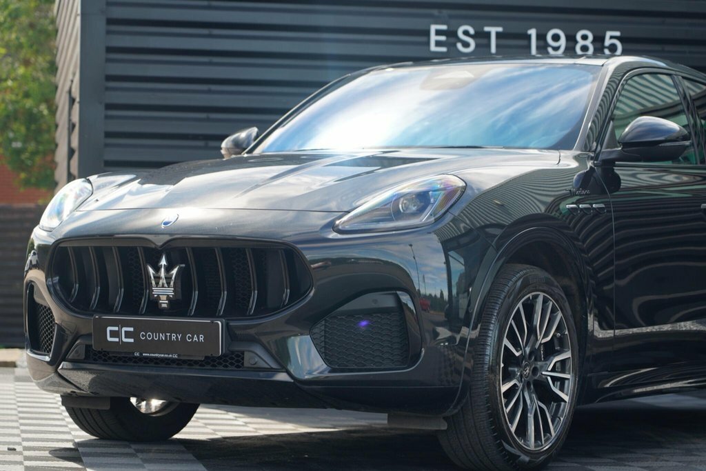 Maserati Grecale 2.0 Mhev Modena Zf 4Wd Euro 6 Ss J6FWX Black #3