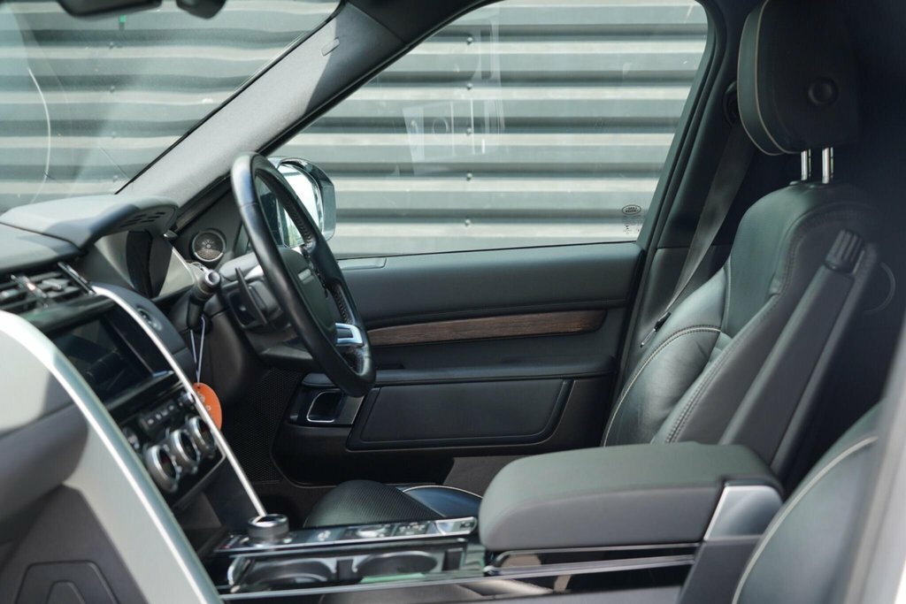 Land Rover Discovery Grey #31
