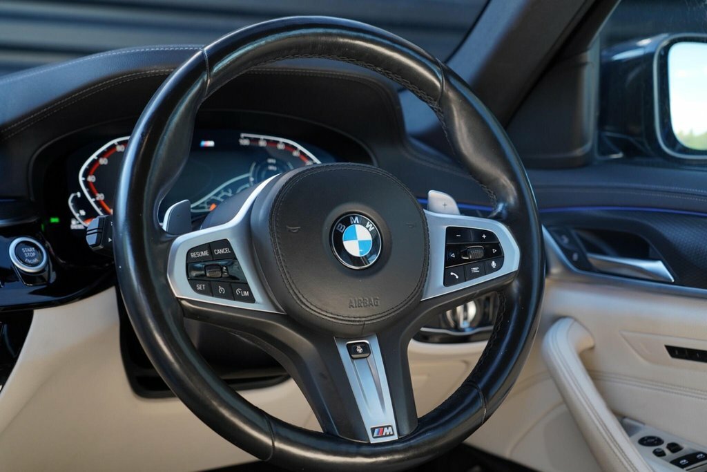 BMW 5 Series 520D M Sport Mhev White #42
