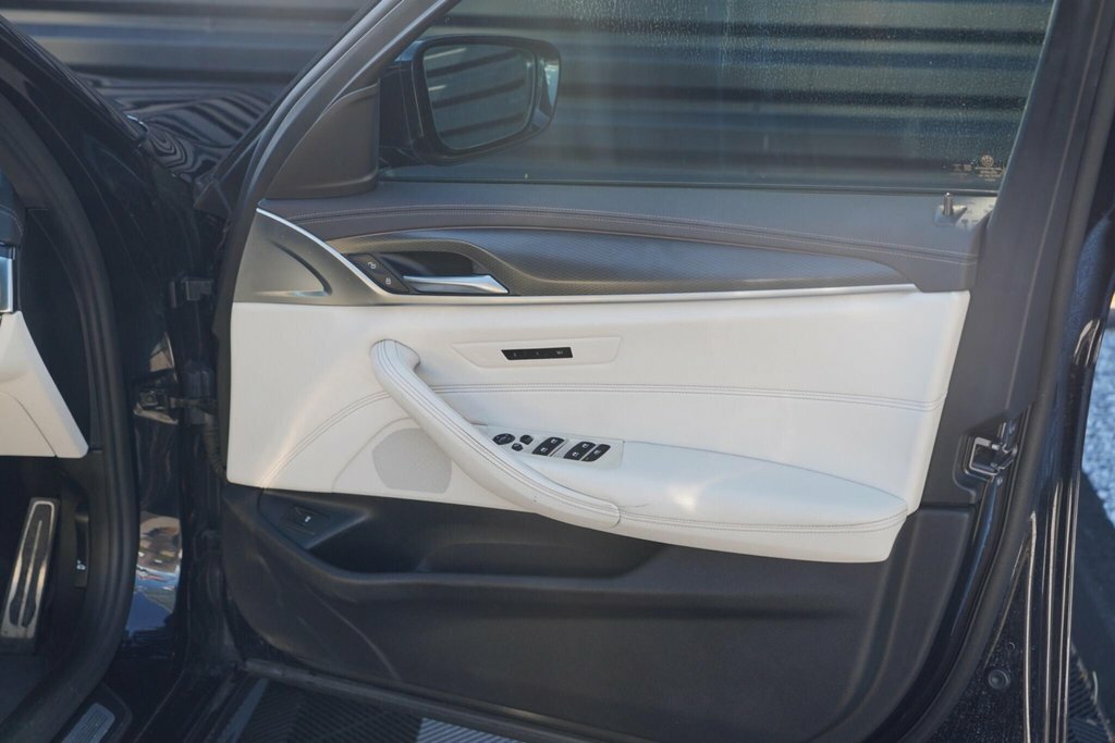 BMW 5 Series 520D M Sport Mhev White #34
