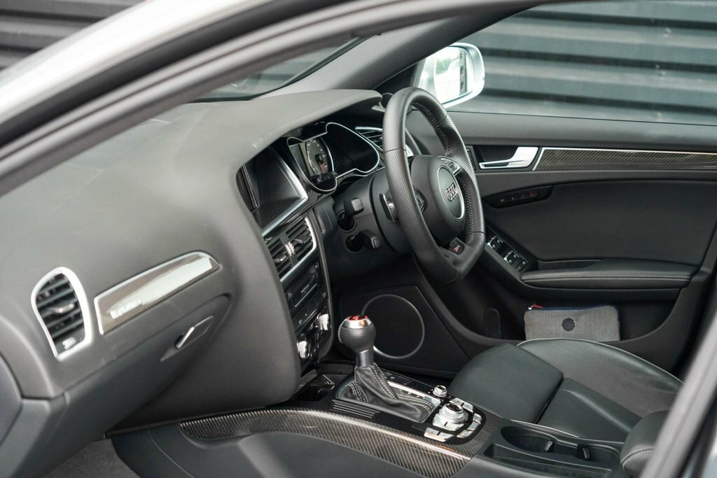 Audi RS4 Avant Estate Avant 4.2 Fsi V8 Quattro 2013 Black #31