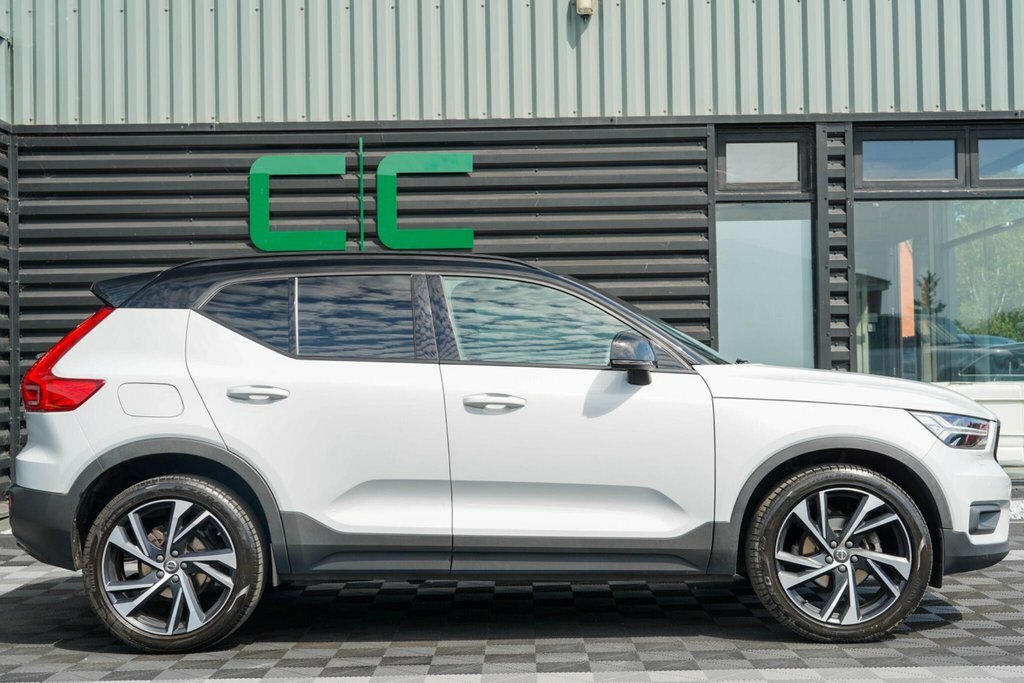 Volvo XC40 1.5 T3 R-design Pro Euro 6 Ss Silver #5