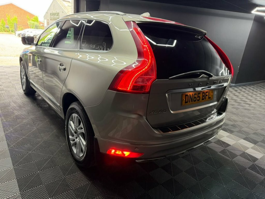 Volvo XC60 2.4 D5 Se Lux Nav Suv Awd Euro 6 DN65BFL Gold #5