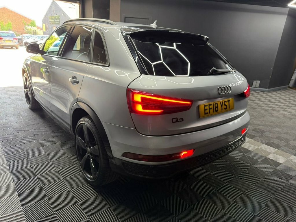 Audi Q3 1.4 Tfsi Cod Black Edition Suv S Tronic EF18YST Silver #4