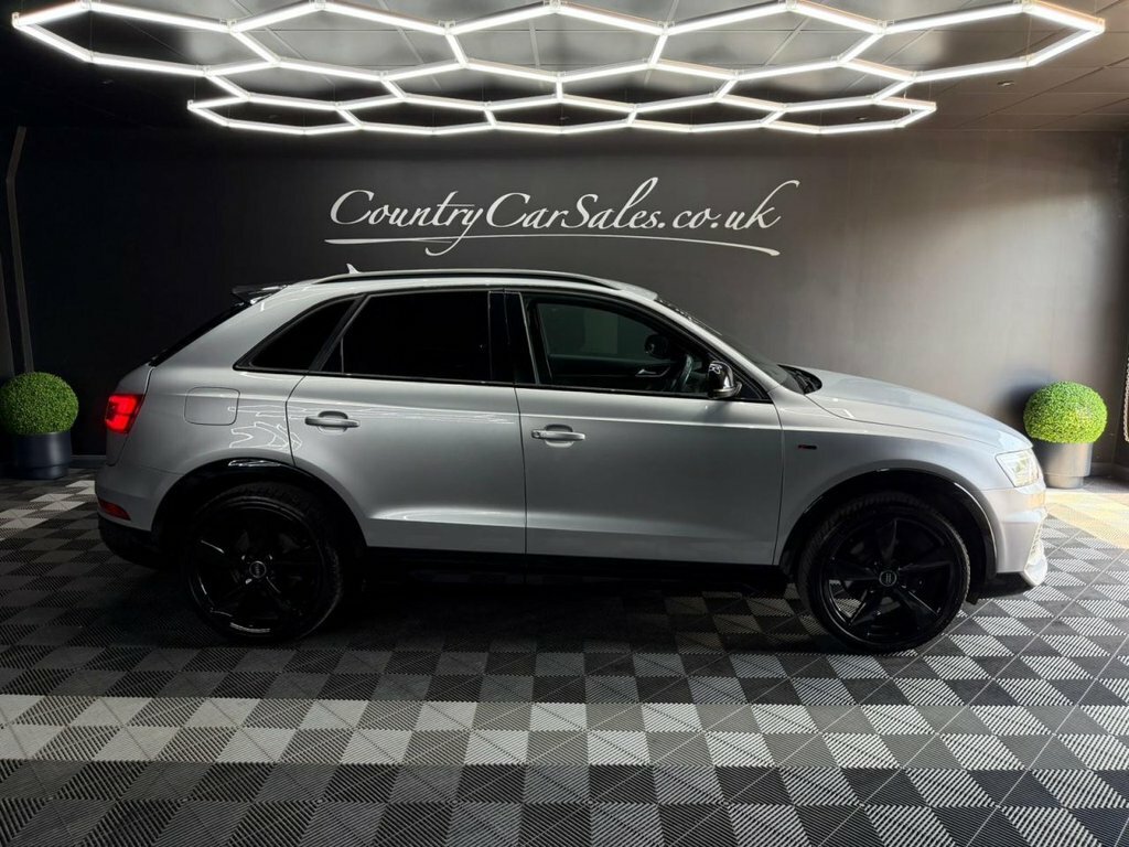 Audi Q3 1.4 Tfsi Cod Black Edition Suv S Tronic EF18YST Silver #2