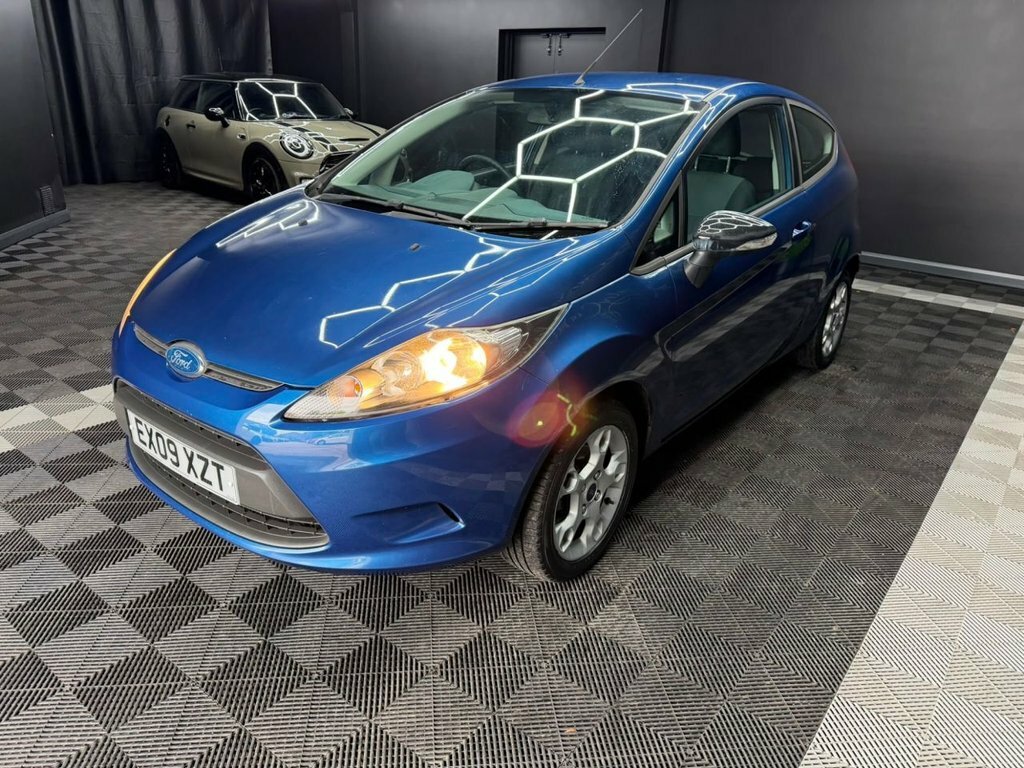 Ford Fiesta 1.25 Zetec 82 White #5