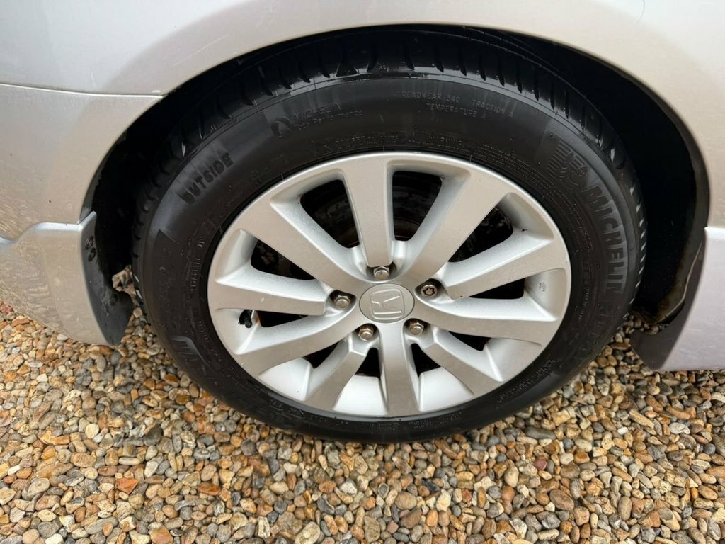 Honda Civic 1.6 I-vtec Executive Silver #10