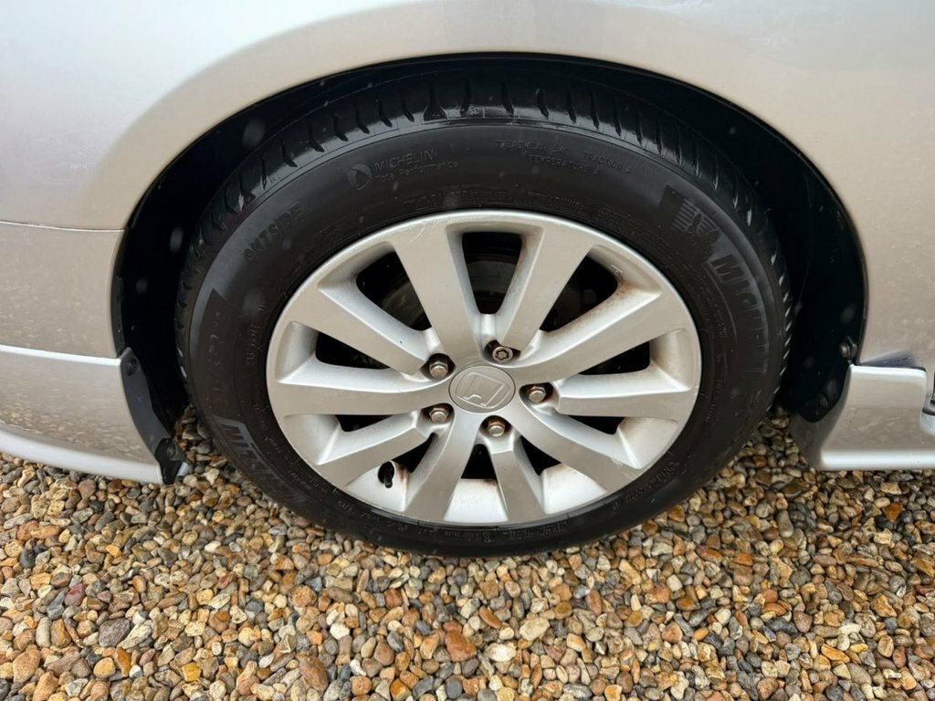 Honda Civic 1.6 I-vtec Executive Silver #12