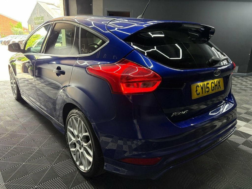 Ford Focus 1.5 Tdci Zetec S Hatchback Euro Blue #5