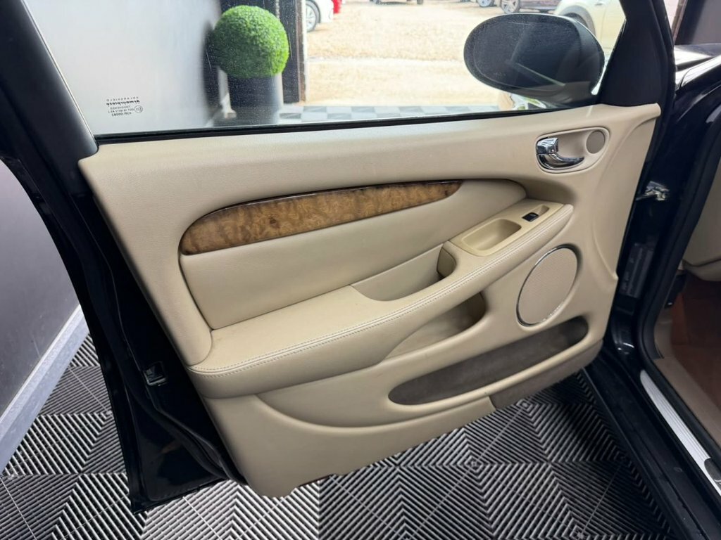 Jaguar X-Type V6 S Black #21