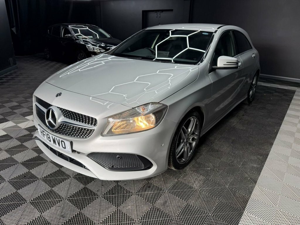 Mercedes-Benz A Class 1.6 A200 Amg Line Executive Hatchback HF18WVO Silver #5