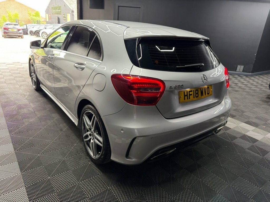 Mercedes-Benz A Class 1.6 A200 Amg Line Executive Hatchback HF18WVO Silver #3