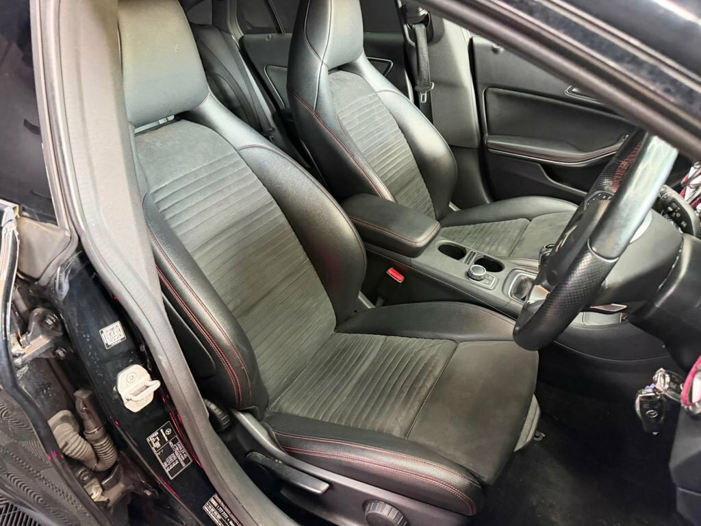 Mercedes-Benz CLA Class Cla200d Amg Line Coupe Black #28