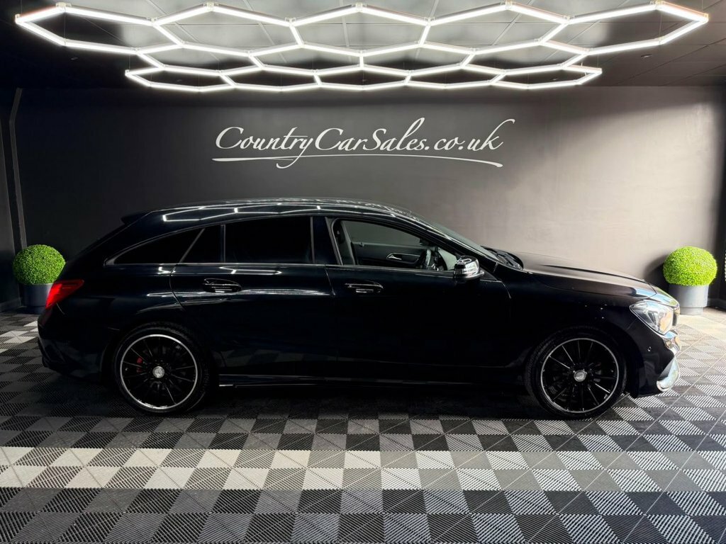 Mercedes-Benz CLA Class 2.1 Cla200d Amg Line Shooting Brake Man Black