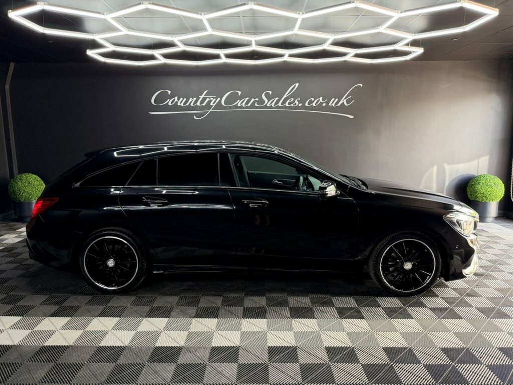 Mercedes-Benz CLA Class 2.1 Cla200d Amg Line Shooting Brake Man DG17DLZ Black #2