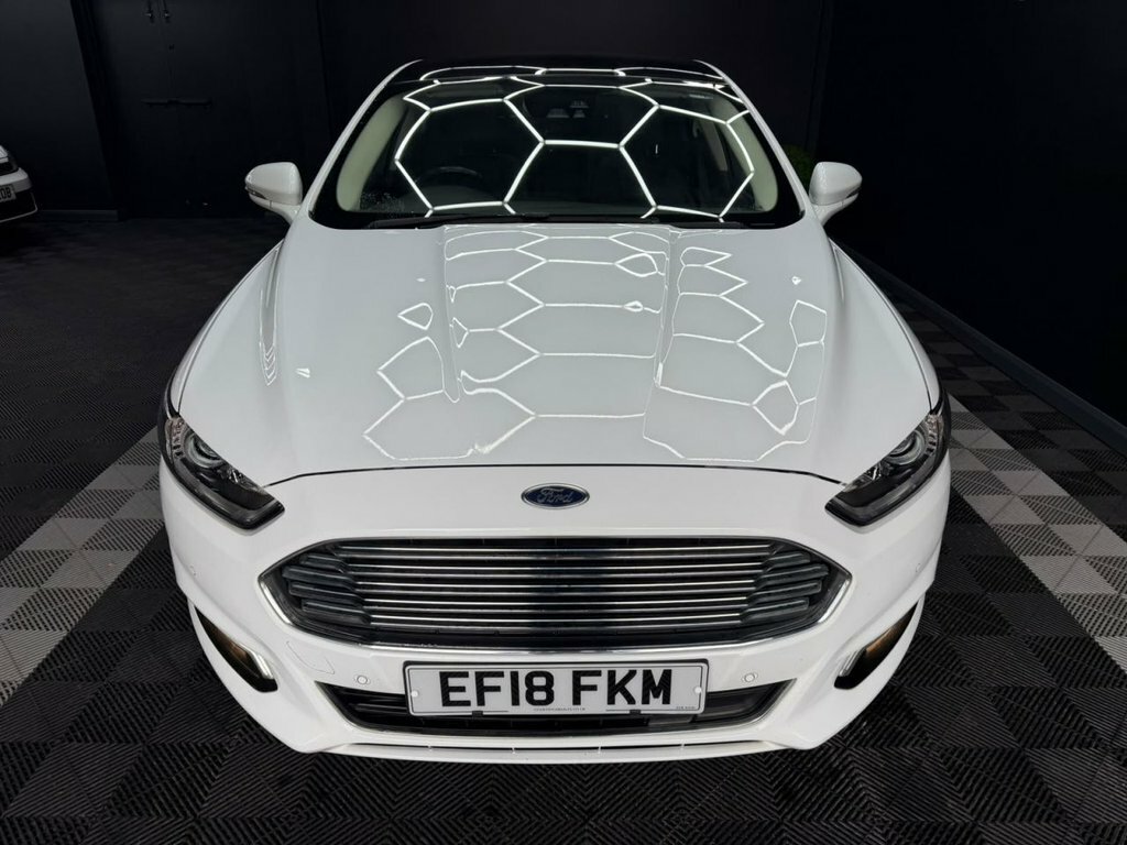 Ford Mondeo 2.0 Tdci Titanium Hatchback Euro White #6