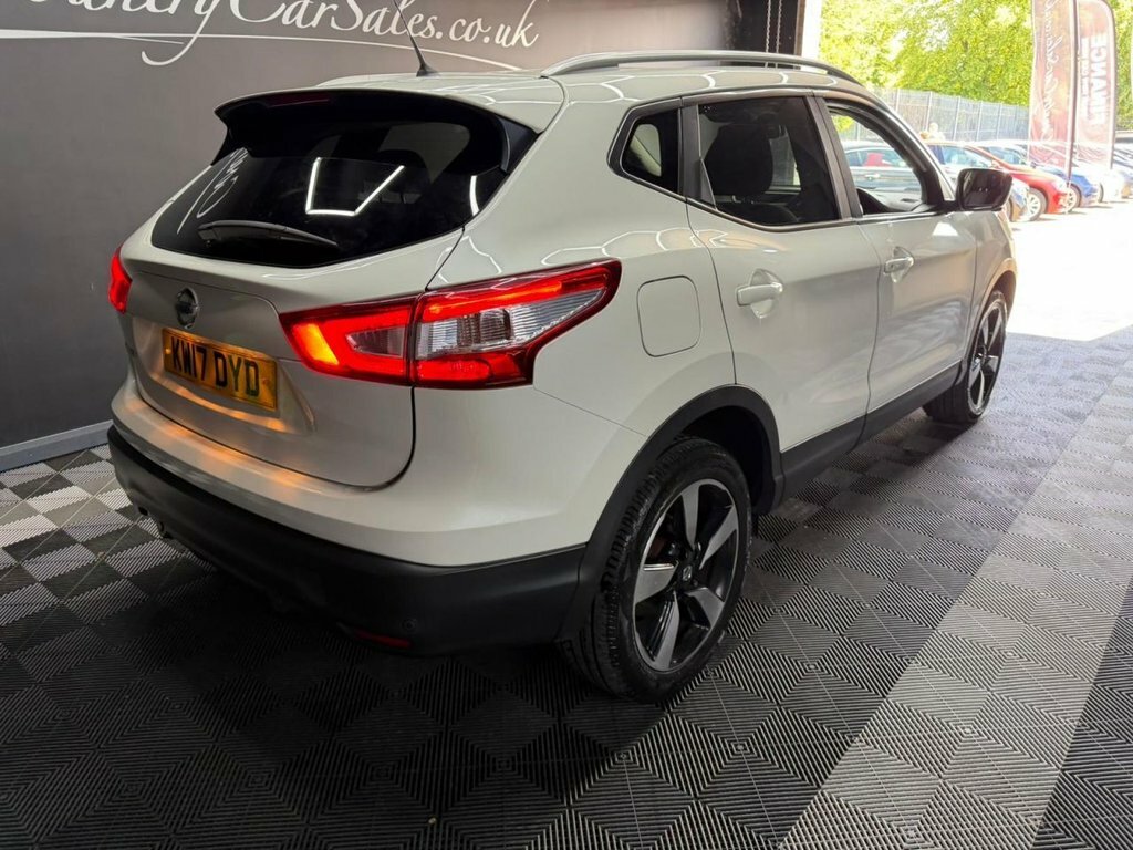 Nissan Qashqai 1.5 Dci N-connecta Suv 2Wd Euro KW17DYD White #5