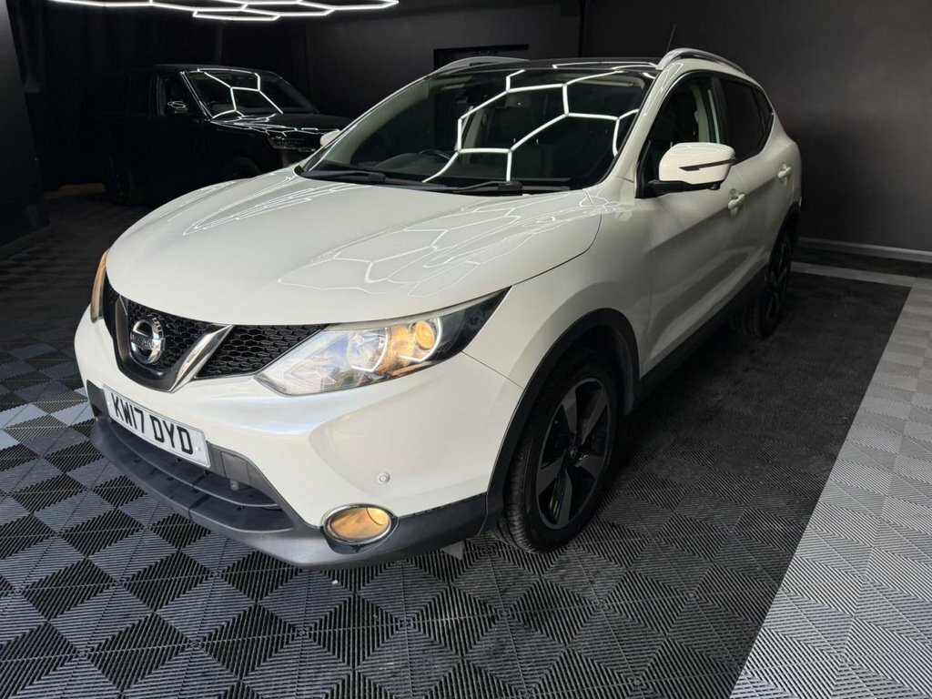 Nissan Qashqai 1.5 Dci N-connecta Suv 2Wd Euro KW17DYD White #3