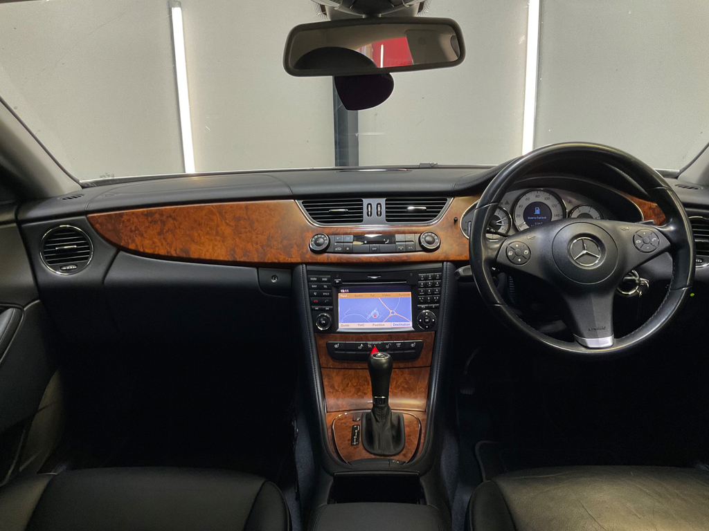 Mercedes-Benz CLS Black #10