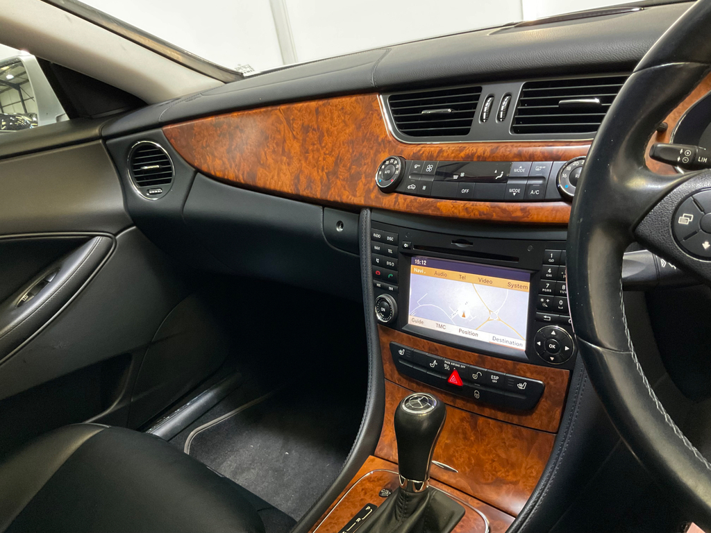 Mercedes-Benz CLS Black #15