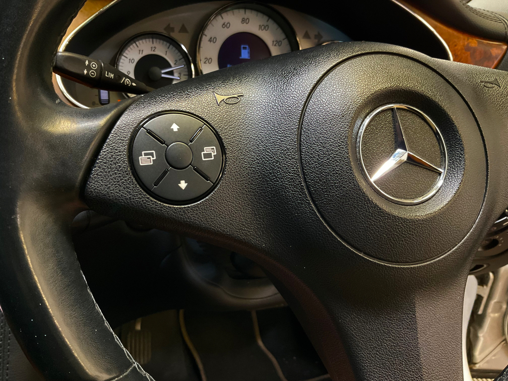 Mercedes-Benz CLS Black #13