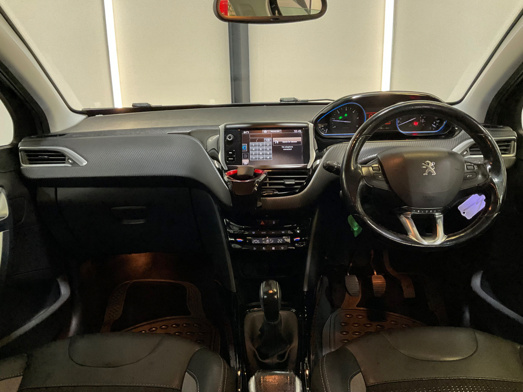 Peugeot 2008 1.2 Puretech Active Grey #11