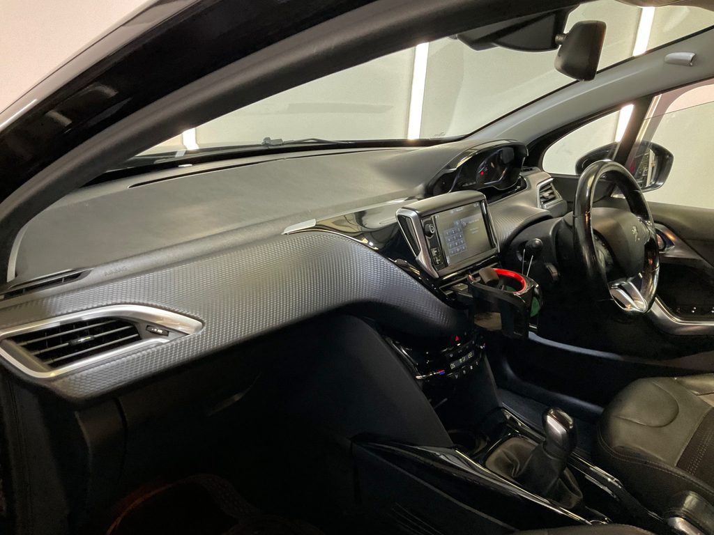 Peugeot 2008 1.2 Puretech Active Grey #8