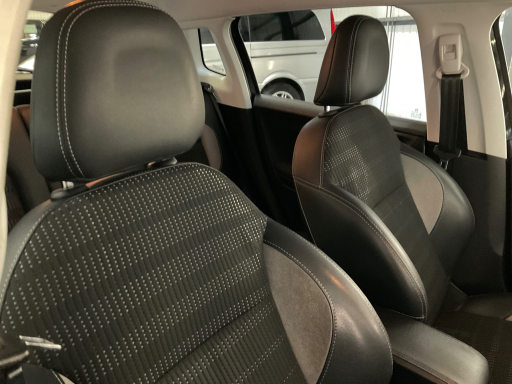 Peugeot 2008 1.2 Puretech Active Grey #22