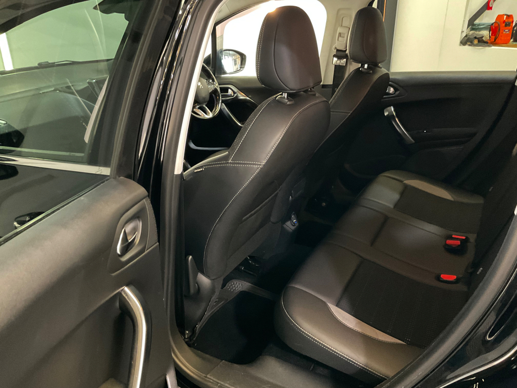 Peugeot 2008 1.2 Puretech Active Grey #10