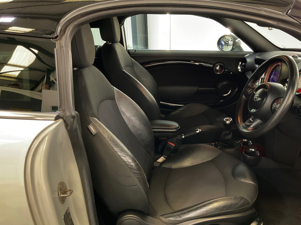 Mini Coupe Coupe 1.6 Cooper Euro 5 Ss 201212 White #12